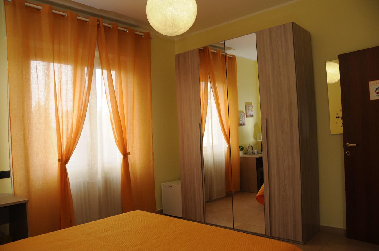 Color House Malpensa B&B Cassano Magnago Exterior foto